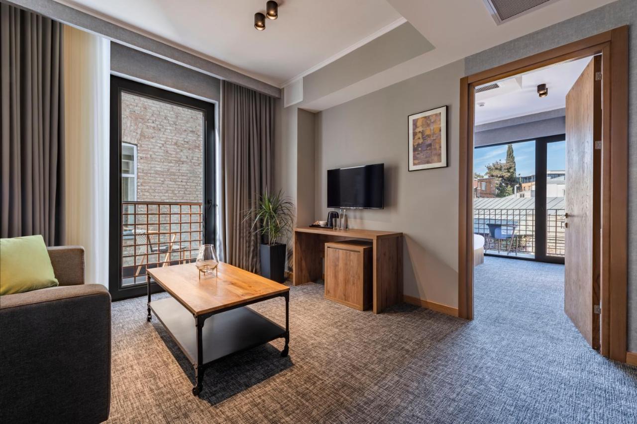Barnovi Boutique Hotel Тбилиси Екстериор снимка