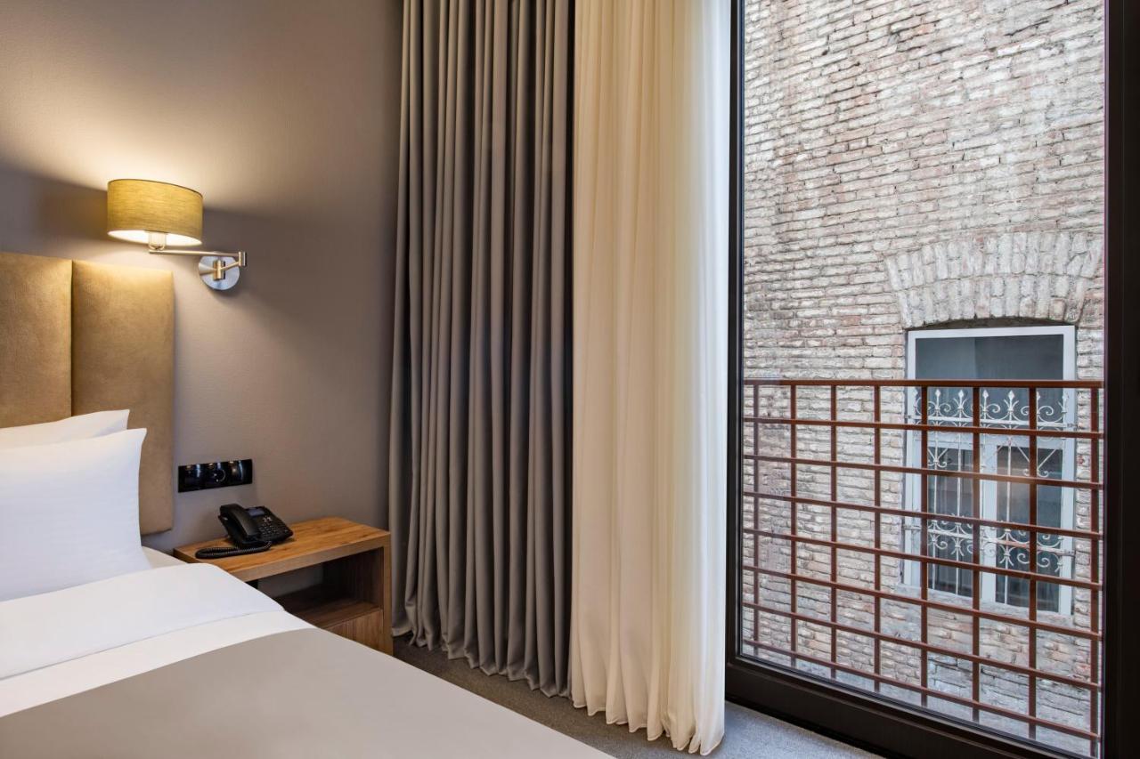 Barnovi Boutique Hotel Тбилиси Екстериор снимка