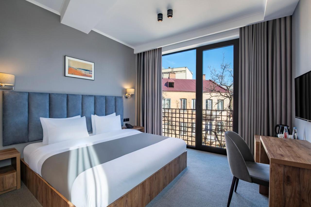 Barnovi Boutique Hotel Тбилиси Екстериор снимка