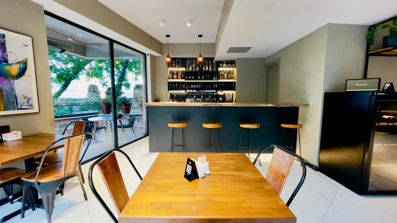 Barnovi Boutique Hotel Тбилиси Екстериор снимка